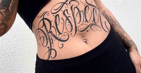 tatuajes en el abdomen para mujer